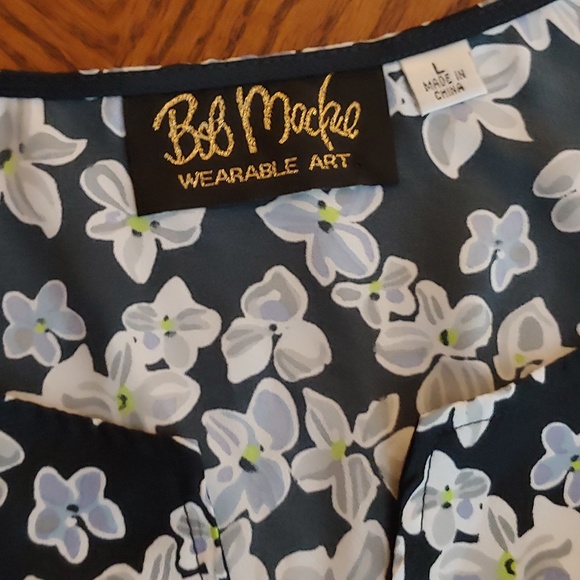 Blouse - Picture 2 of 2